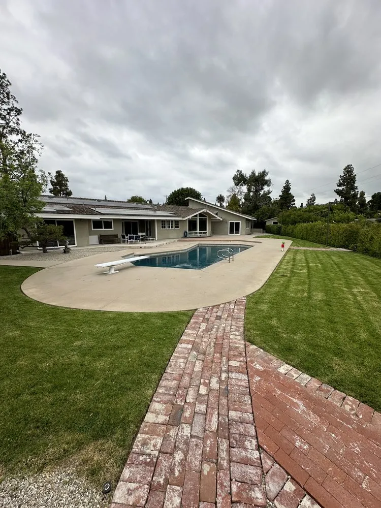 Trusted lawn care service near you in Fullerton, CA by Woodcrest Landscaping