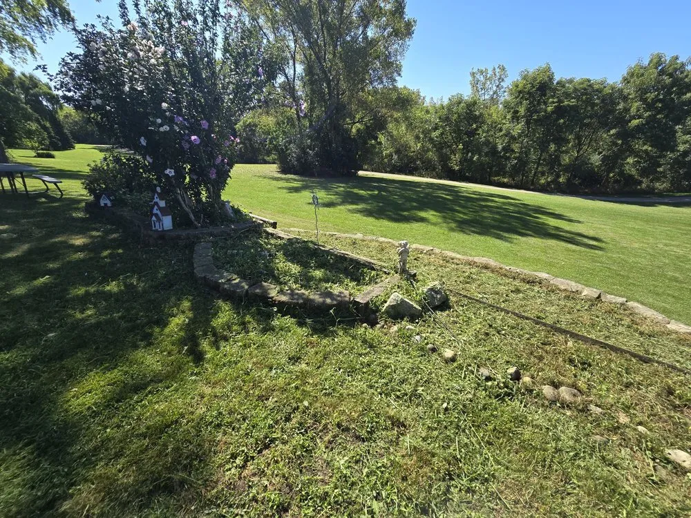 Trusted yard maintenance in Caledonia, WI by Woodington Landscaping & Maintenance