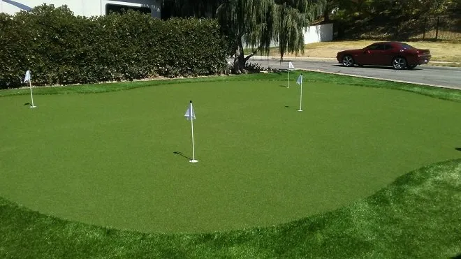 Local landscape design experts serving Woodland Hills, CA - Woodland Hills Artificial Grass