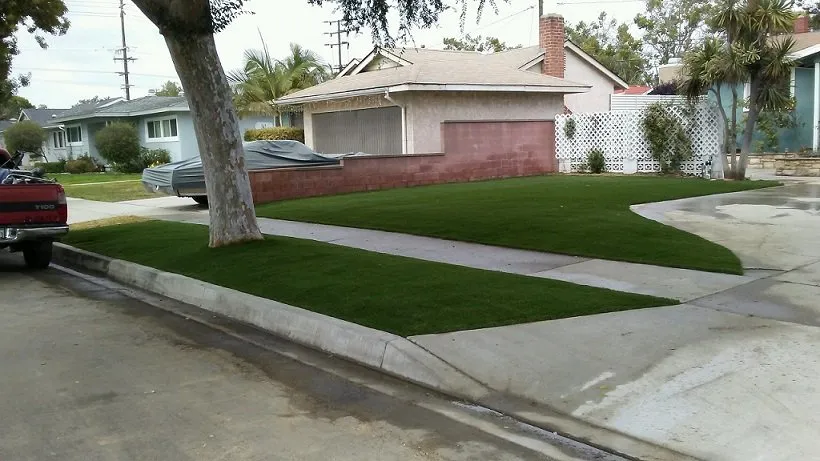 Custom garden landscaping experts serving Woodland Hills, CA - Woodland Hills Artificial Grass