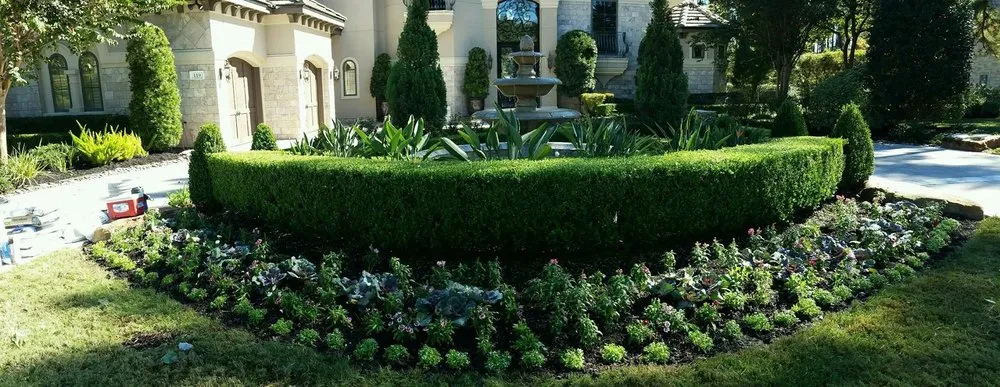 Local landscape design experts serving The Woodlands, TX - Woodlands Escapes