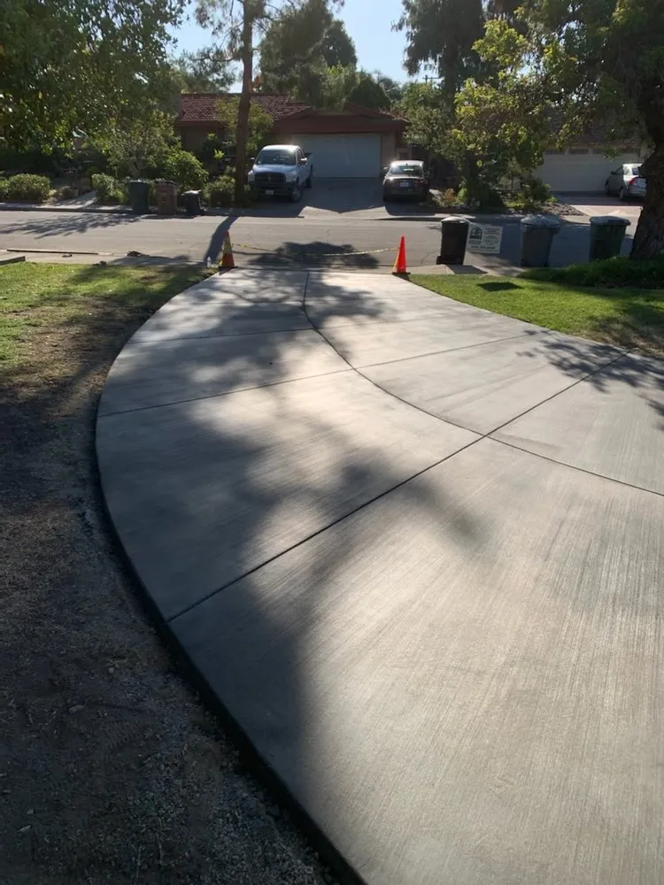 Expert yard cleanup service in Covina, CA by Woodlands General Contracting