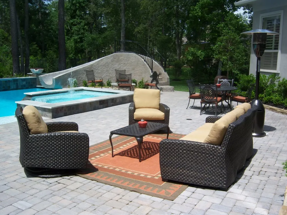 Professional landscape design for residential properties across Conroe, TX - Woodlands Green Thumb Landscaping Maintenance, Inc.