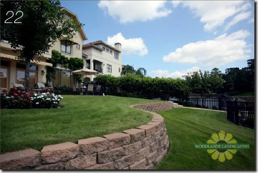 Affordable yard cleanup service in Montgomery, TX by Woodlands Landscaping