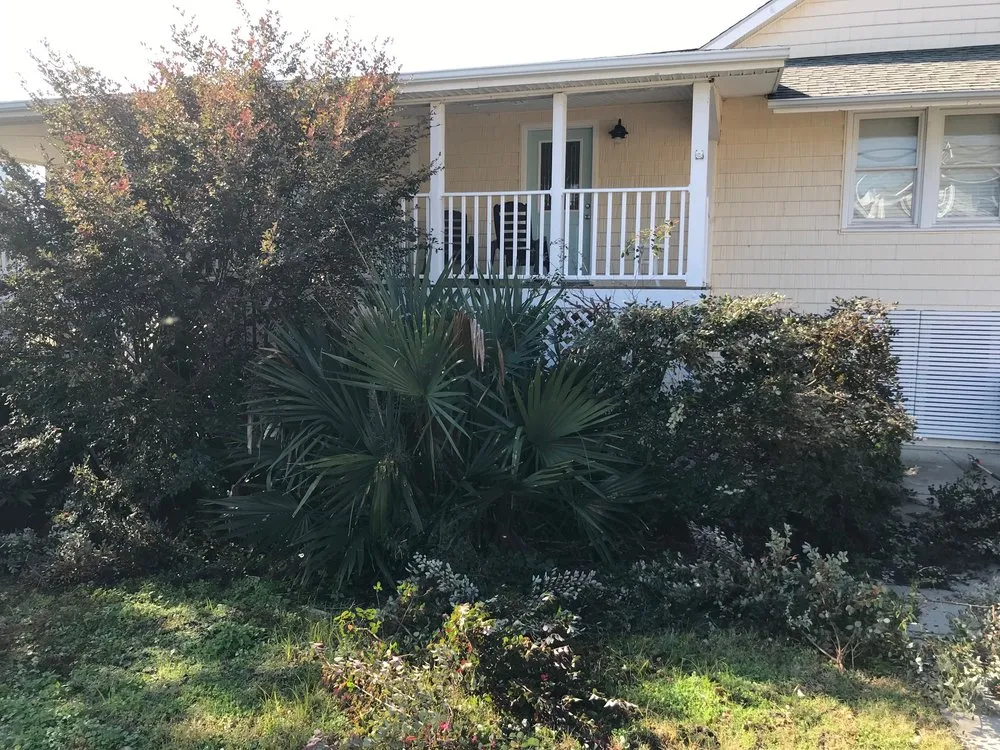 Affordable residential landscaping in Myrtle Beach, SC by Woodlark Lawn & Maintenance