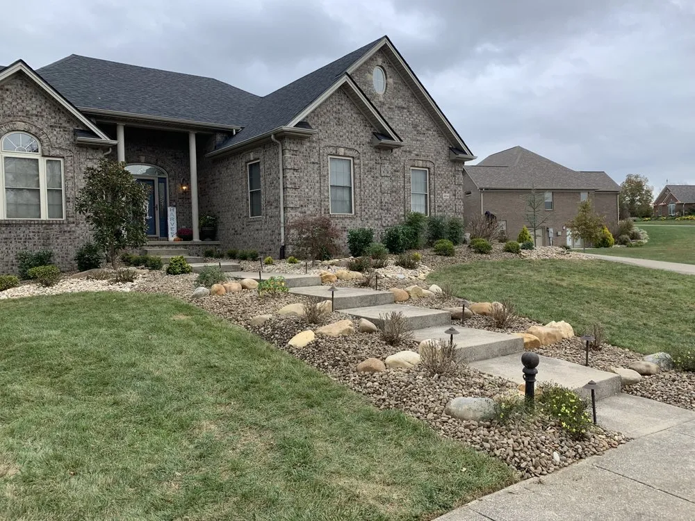 Top-rated lawn care service in Lexington-Fayette, KY - Woodlawn Landscape & Design
