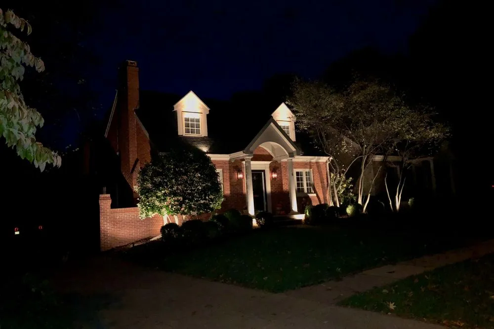 Reliable yard maintenance in Lexington-Fayette, KY by Woodlawn Landscape & Design
