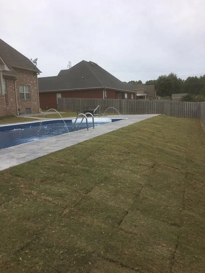 Custom lawn mowing service experts serving Brownsville, TN - Woodlawn Lawn Care of Brownsville