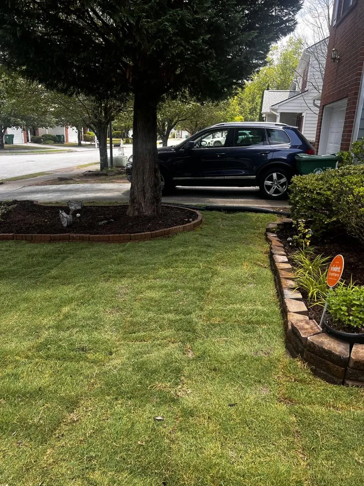 Local residential landscaping for homes in Lawerenceville, GA by WoodRaven Landscape