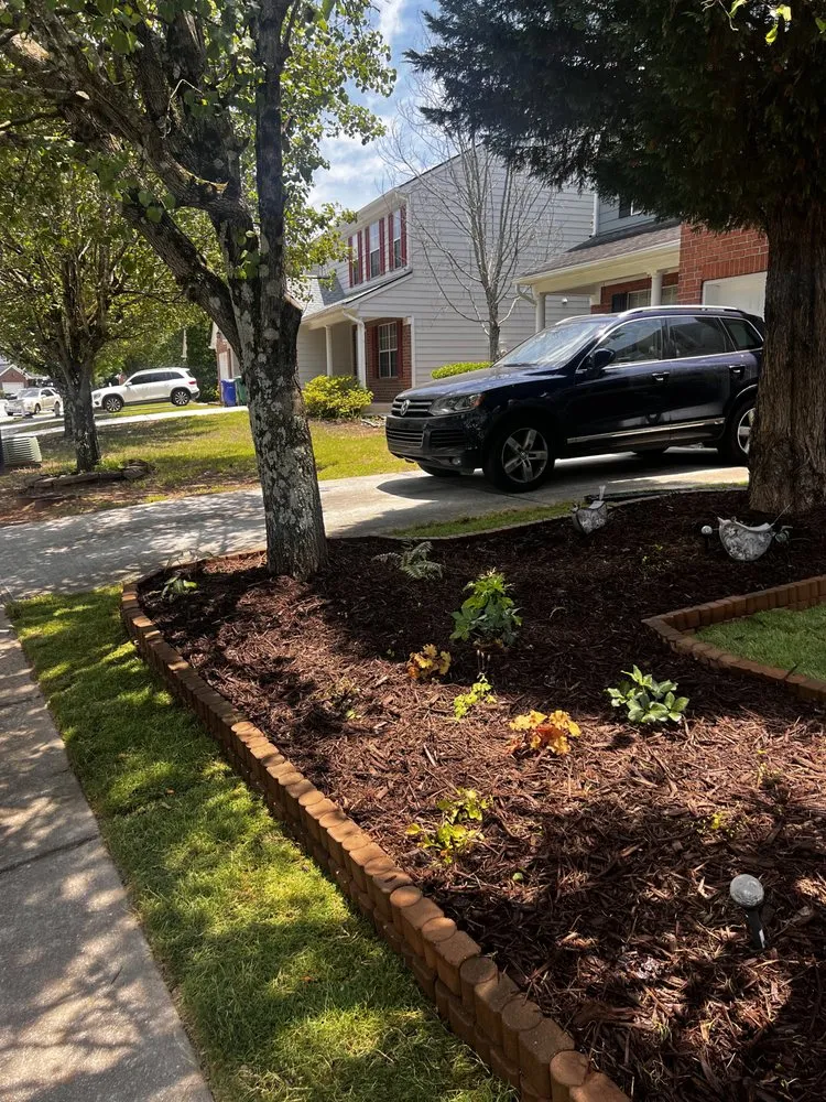 Custom landscaping services in Lawerenceville, GA - WoodRaven Landscape