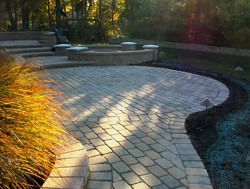 Affordable lawn care service experts serving Grosse Pointe Woods, MI - Woods Home Services