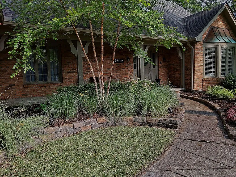 Affordable yard maintenance in Grosse Pointe Woods, MI by Woods Home Services