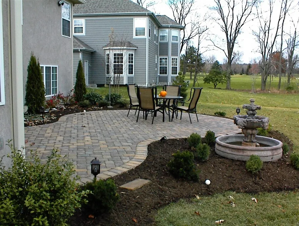 Top-rated outdoor landscaping in Grosse Pointe Woods, MI - Woods Home Services