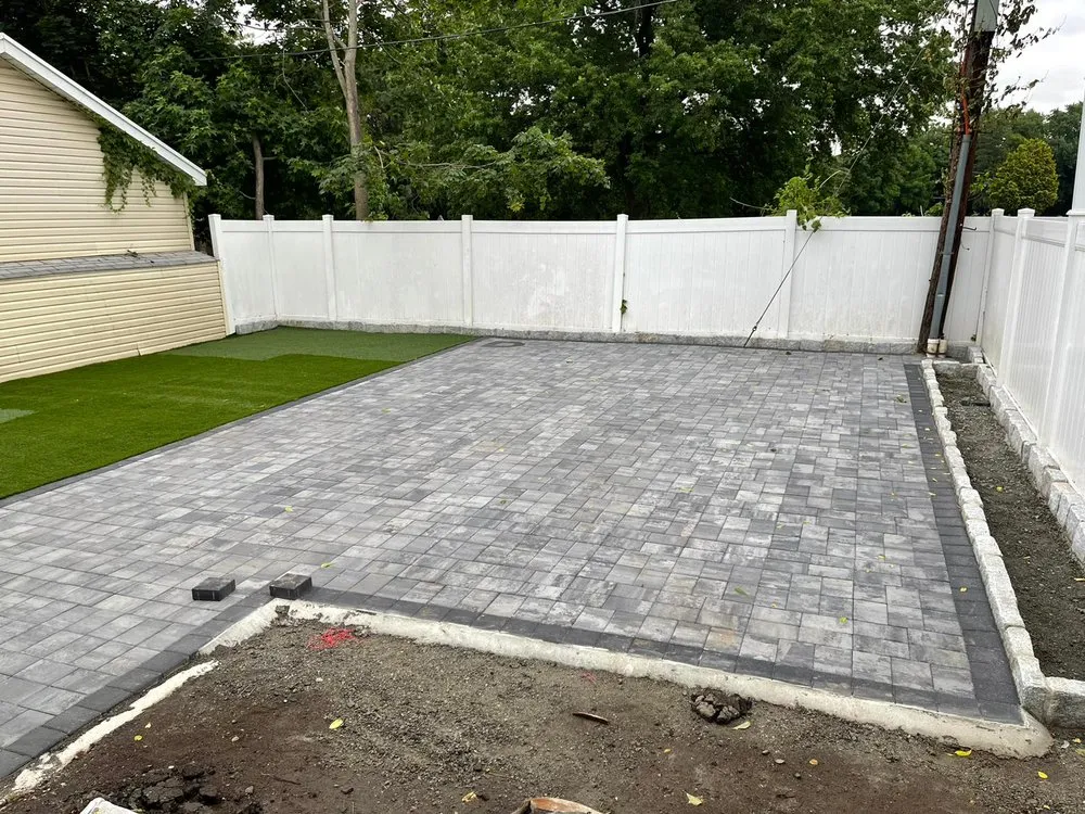 Top-rated outdoor landscaping in Newark, NJ by Woods landscaping