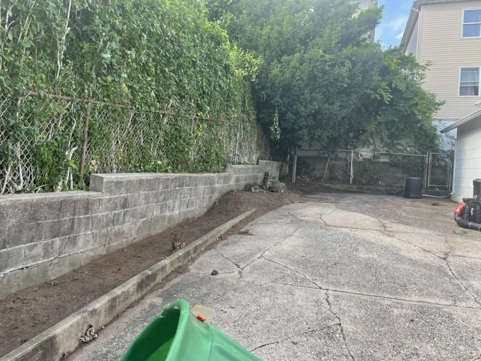 Custom lawn care service experts serving Newark, NJ - Woods landscaping