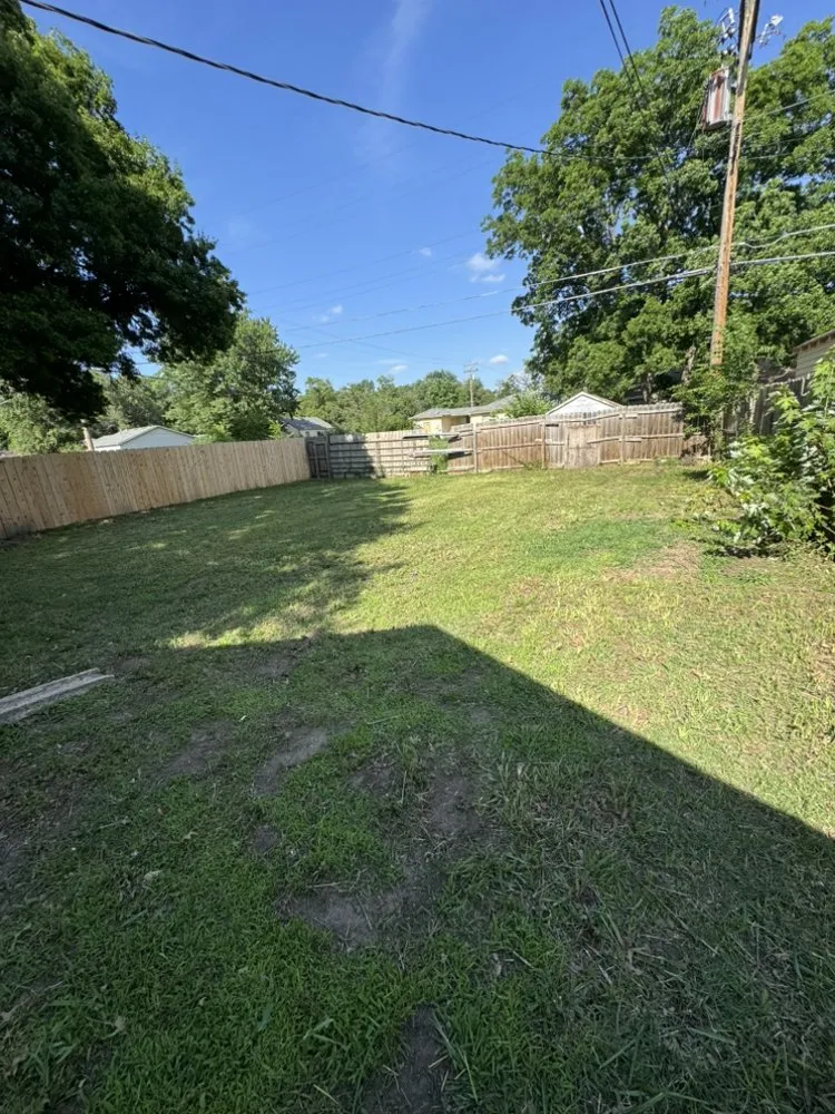 Professional yard cleanup service experts serving Wichita, KS - Woods Lawn Care