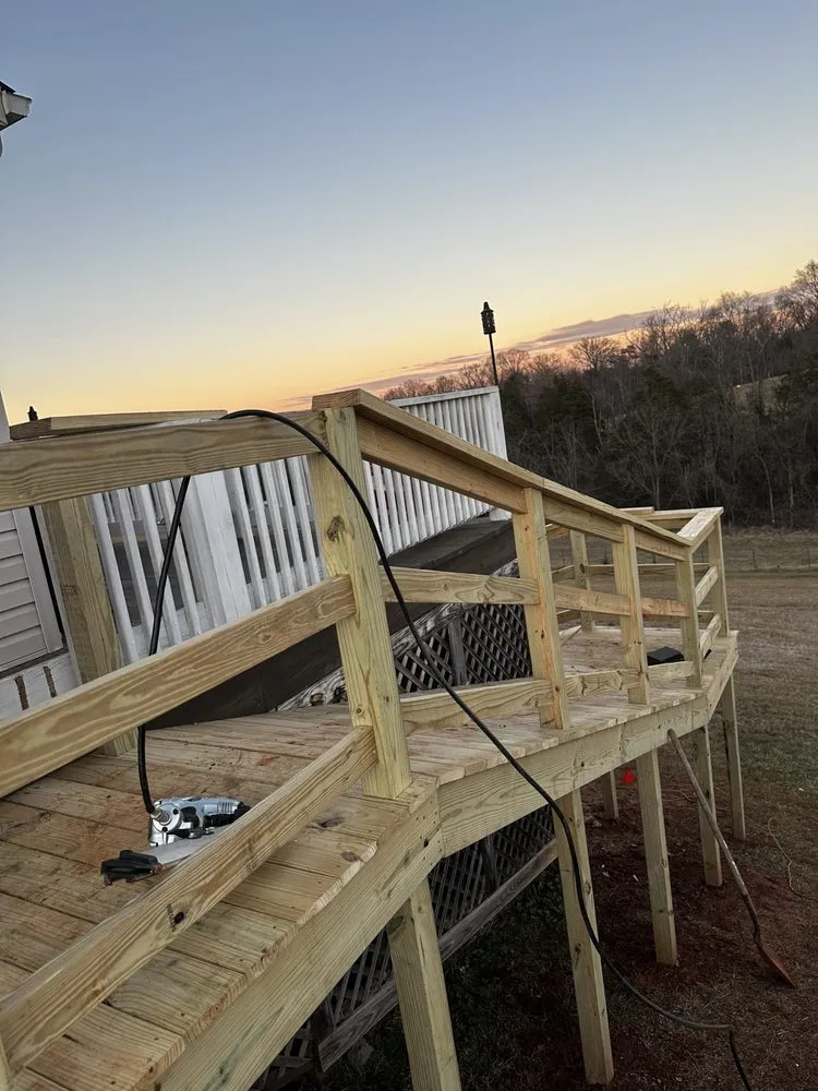 Top-rated lawn mowing service in Madison Heights, VA - Woods Lawncare & Services