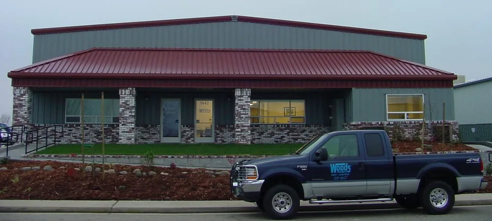 Top-rated outdoor landscaping for homes in Redding, CA by Woods Pest Control