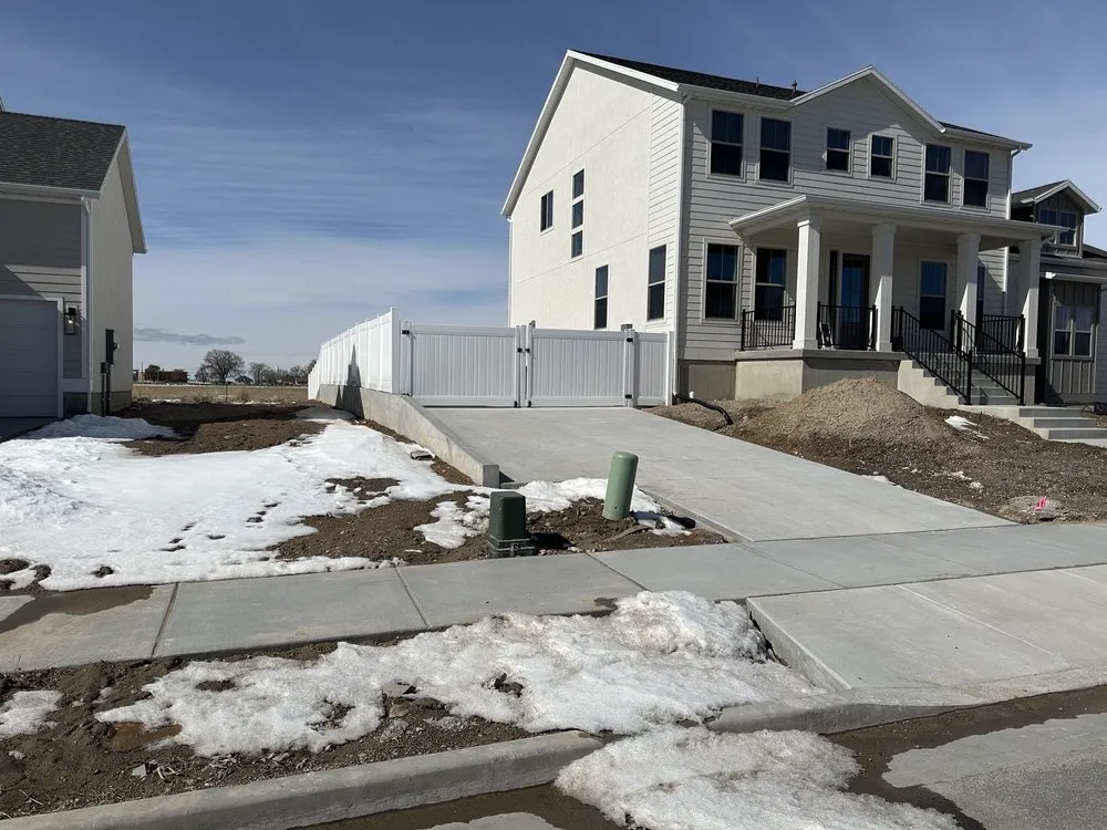 Reliable lawn care service in South Jordan, UT by Woodward Co