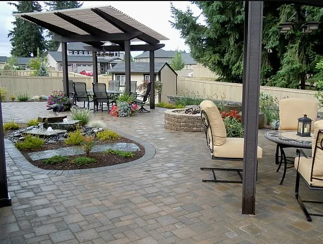 Trusted lawn mowing service for year-round maintenance across Battle Ground, WA - Woody's Custom Landscaping