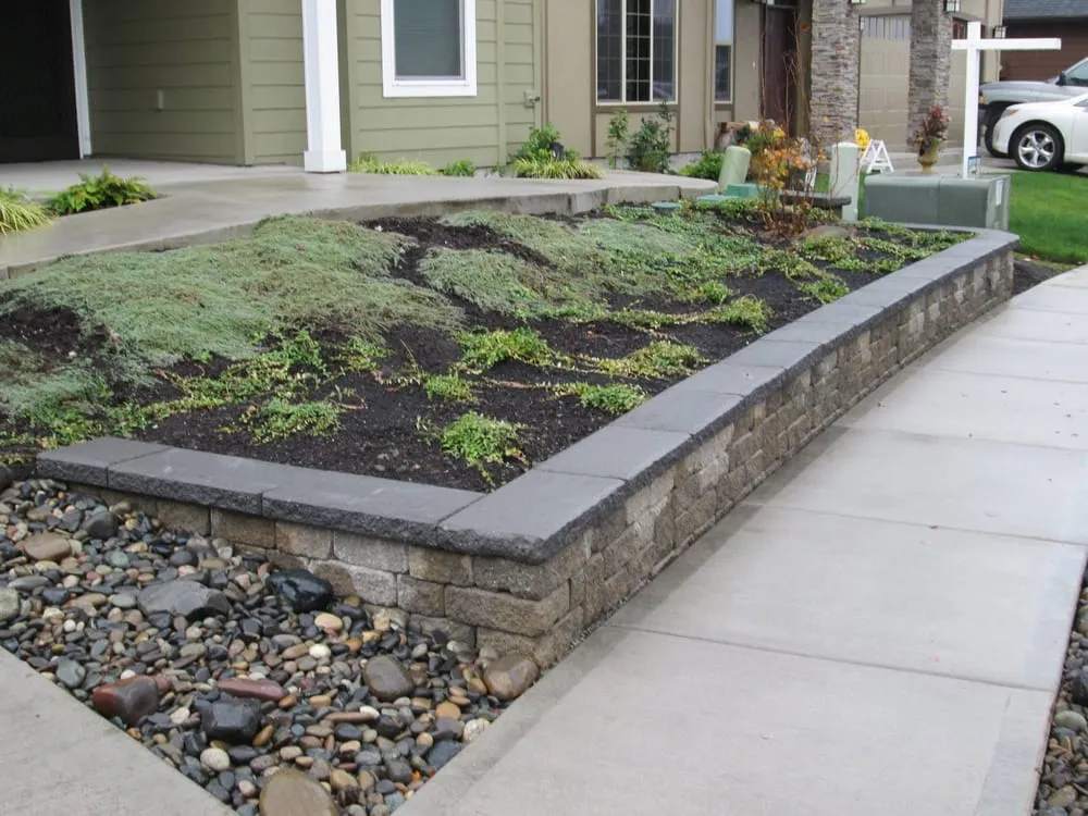 Trusted yard cleanup service in Battle Ground, WA by Woody's Custom Landscaping