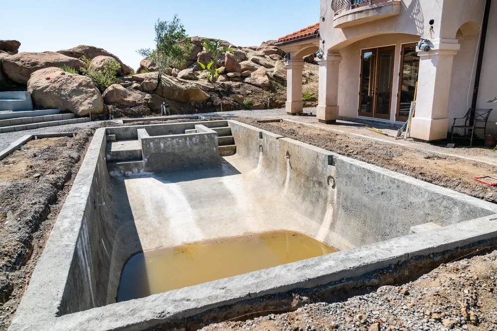 Custom landscaping services experts serving Canoga Park, CA - Woody's Landscape & Masonry