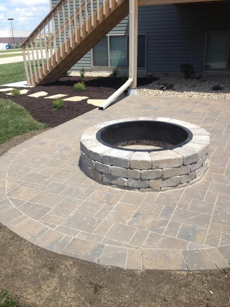 Affordable yard maintenance near you in Bennet, NE by Woodys Lawn and Landscape