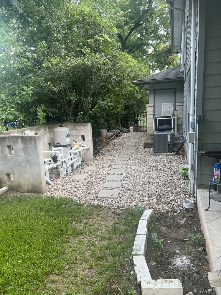 Trusted yard maintenance in Austin, TX - Woody's Tree Service & Landscape