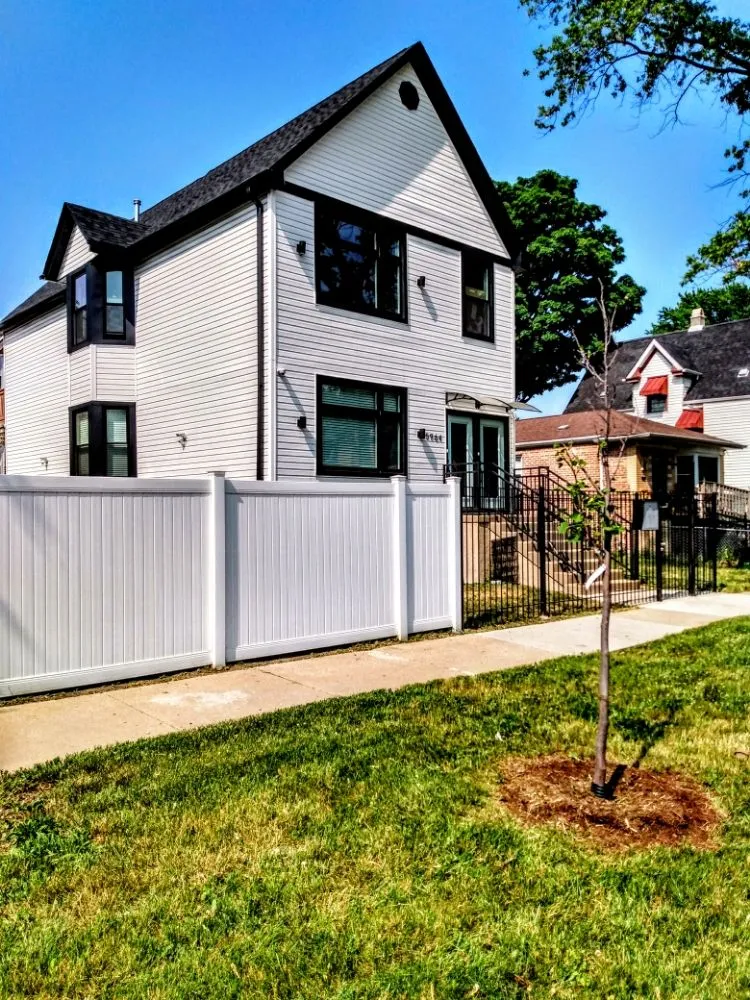 Professional yard cleanup service near you in Oak Park, IL by Work My Property