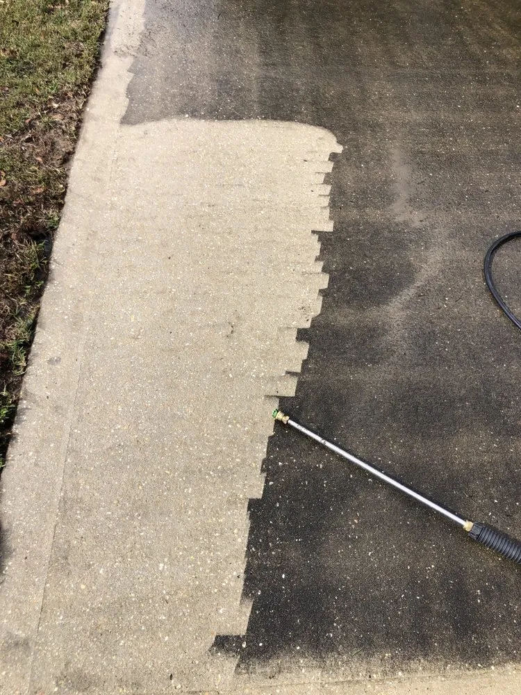 Top-rated yard cleanup service for homes in DeFuniak Springs, FL by Workhorse Landscaping & property maintenance