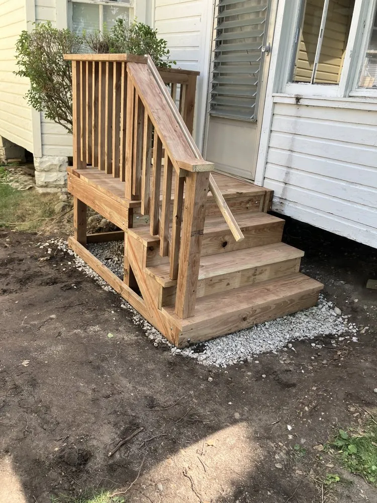 Local lawn care service experts serving Mundelein, IL - Works Creations