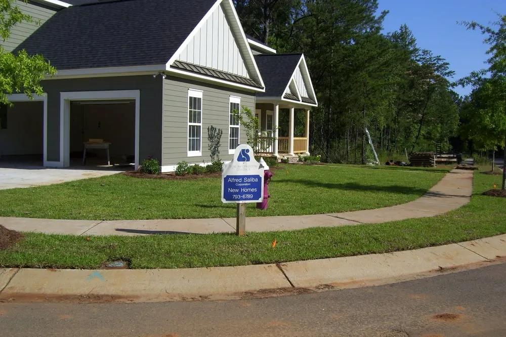 Local landscaping services in Dothan, AL - World of Service