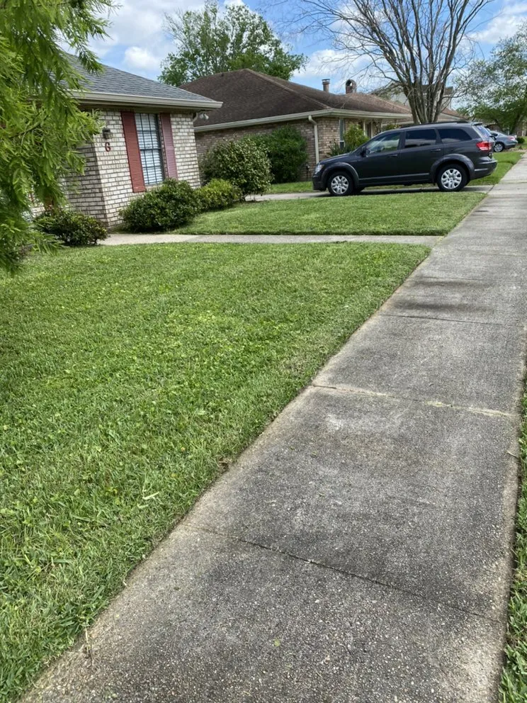 Custom residential landscaping near you across Saint Rose, LA - Worlds Finest Cutts