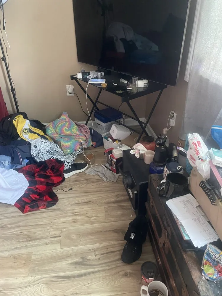 Reliable lawn care service for residential properties across Columbus, OH - Worldwide Dust Bunni's