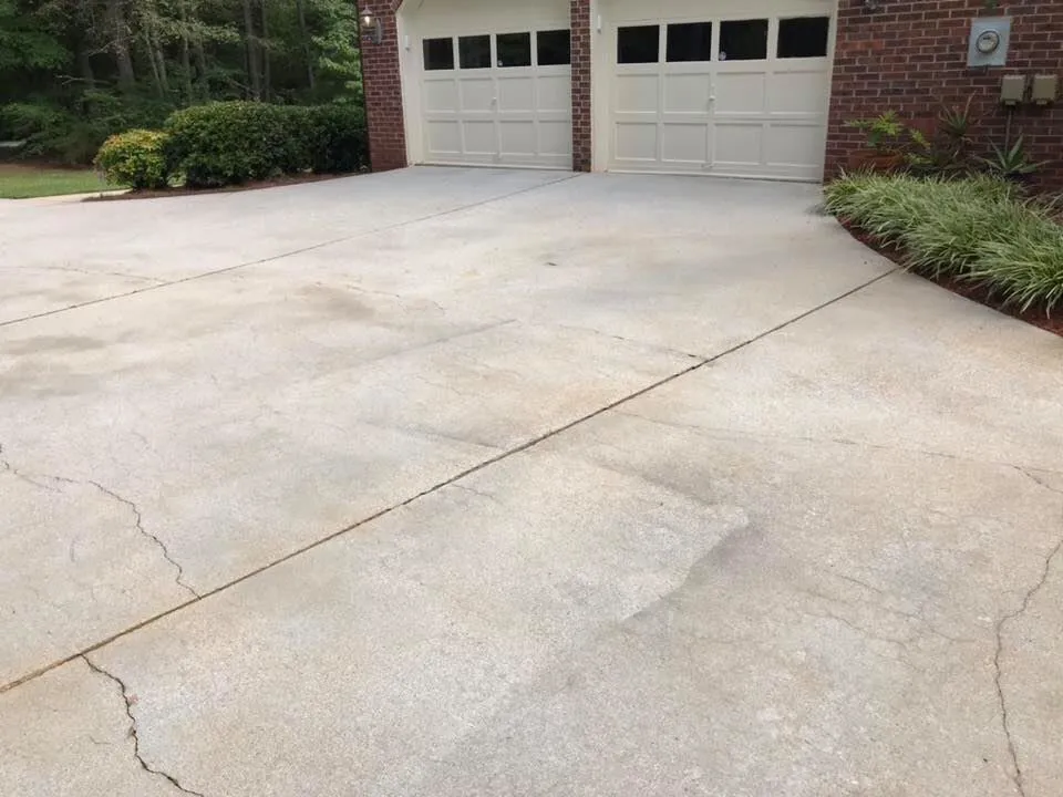 Expert yard cleanup service in Social Circle, GA by Worsham Landscaping and Pressure Washing