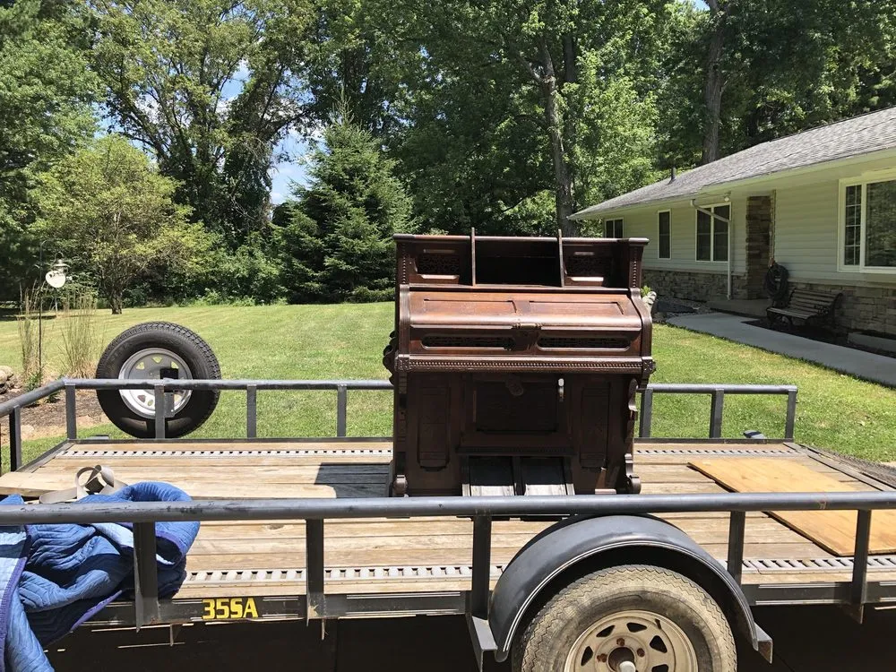 Trusted lawn care service near you across Akron, OH - Worthy One Services