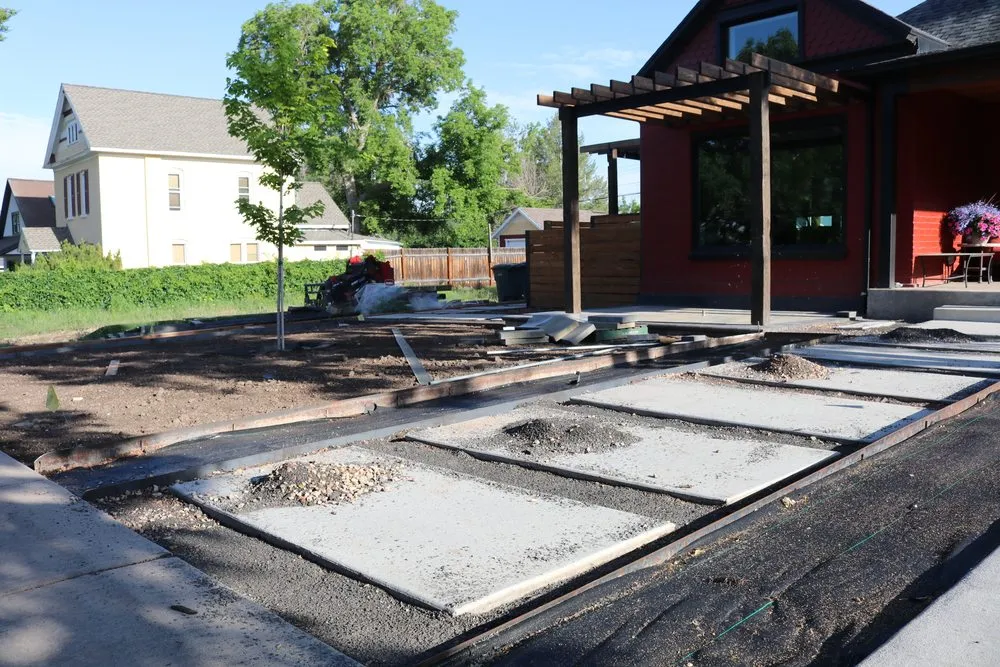 Top-rated lawn care service in South Salt Lake, UT by Worx