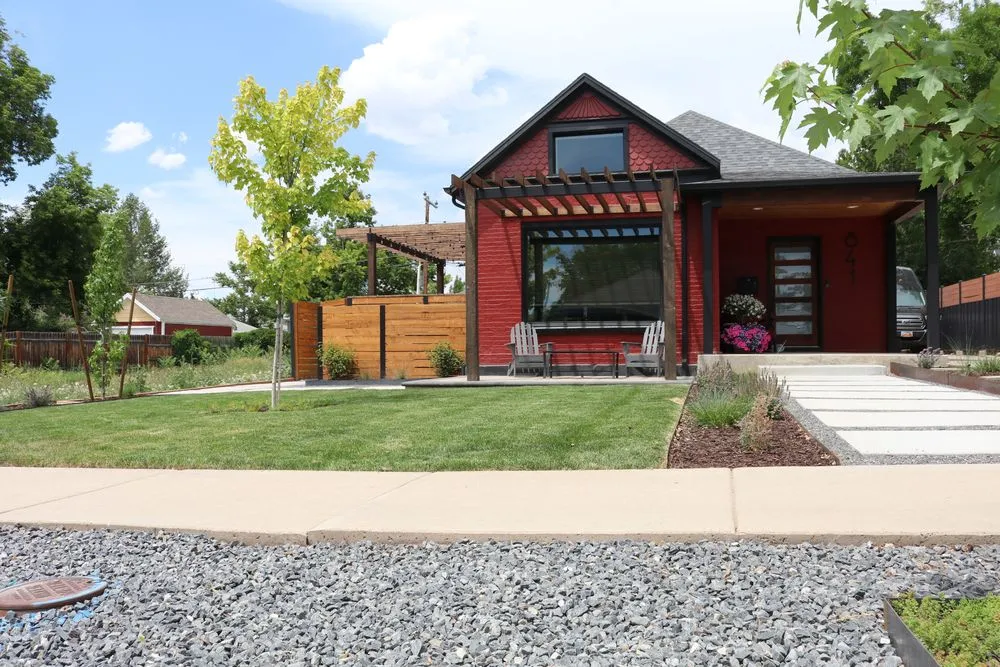 Expert lawn care service in South Salt Lake, UT - Worx