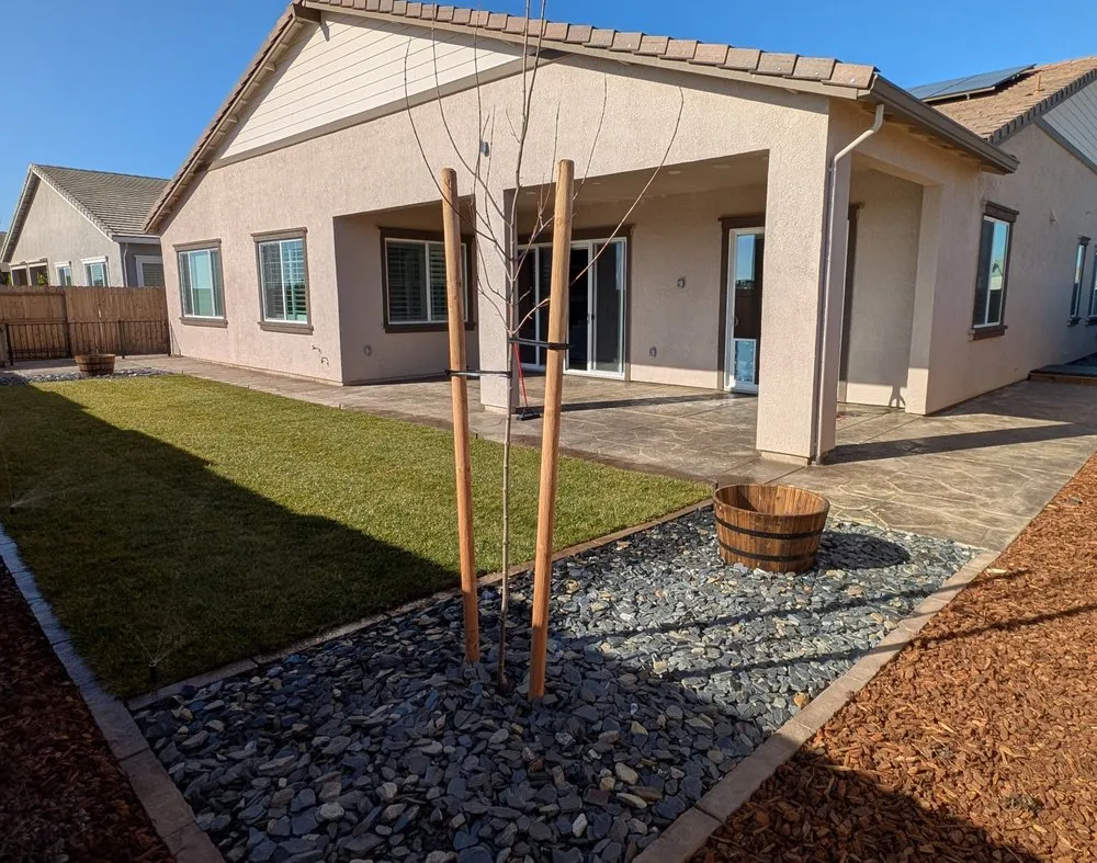 Custom outdoor landscaping with custom design in Lincoln, CA by Wray Landscape Construction