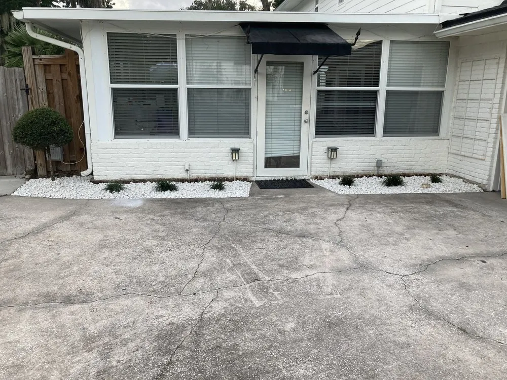 Expert lawn care service in Tampa, FL by Wrede’s Landscaping