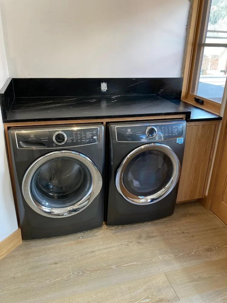 Top-rated yard cleanup service experts serving Montrose, CO - Wrenches & Rinses Handyman and Cleaning Services