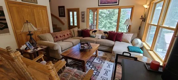 Wrenches & Rinses Handyman and Cleaning Services