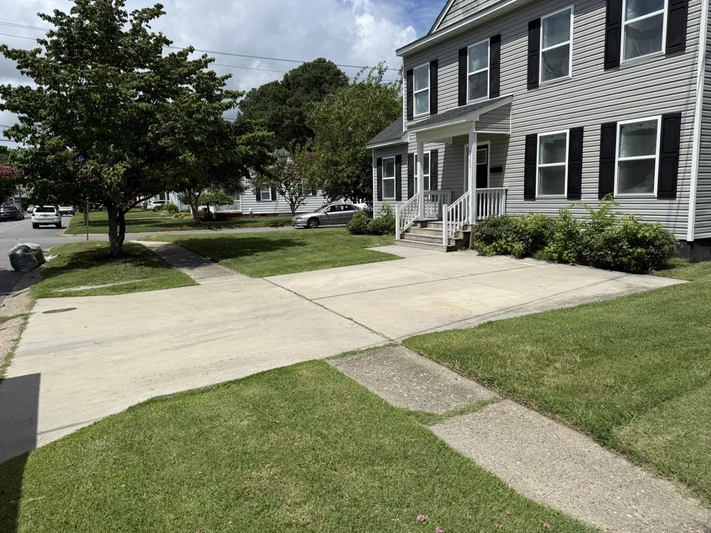 Professional yard cleanup service for homes across Virginia Beach, VA - Wright Choice Lawn Care
