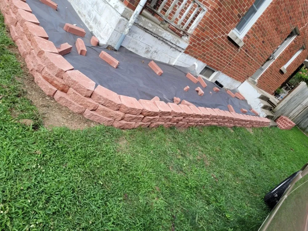 Custom outdoor landscaping experts serving New Bloomfield, MO - Wright Family