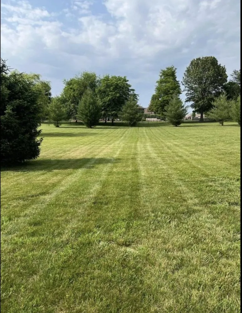 Local garden landscaping in Ozark, MO - Wright Lawn Services