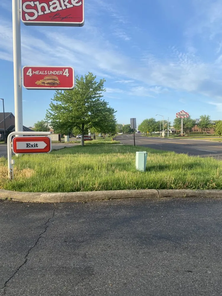 Local outdoor landscaping in Canton, OH by Wright's Landscape