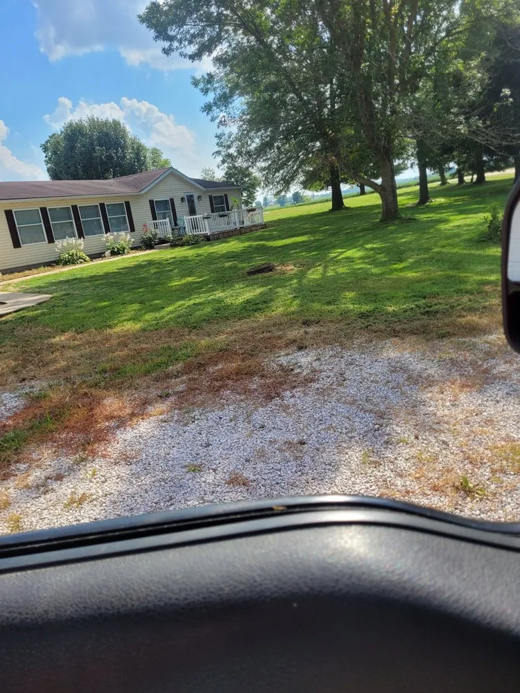 Professional lawn care service in Bridgeport, IL by Wrights Lawn Care