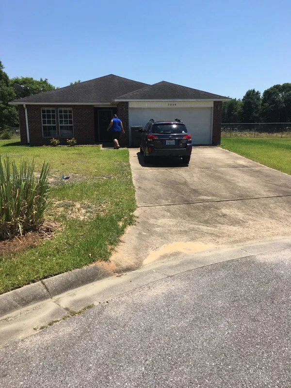 Reliable yard maintenance in Florala, AL by Wrights Lawn Care Service