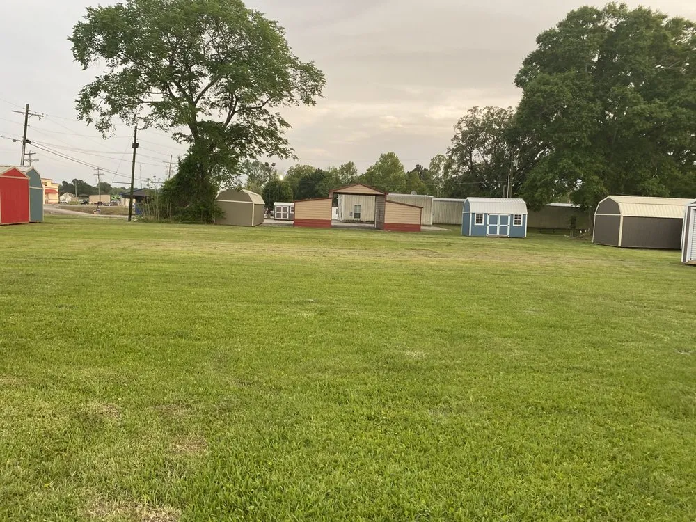 Custom lawn care service experts serving Saint Amant, LA - Wrightway Lawn Service