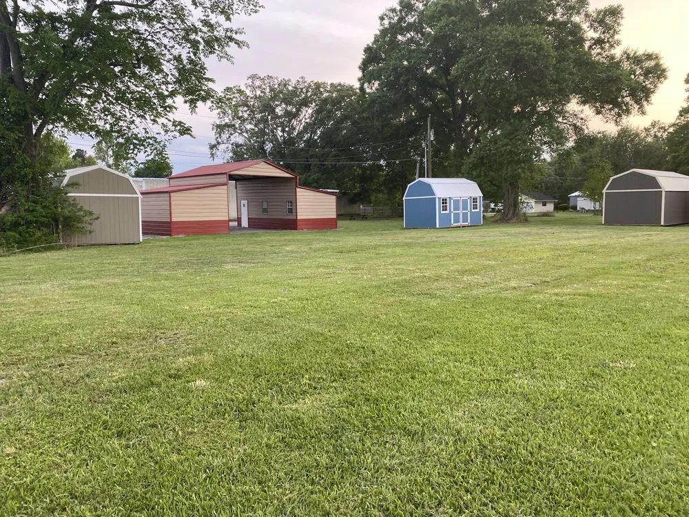 Expert landscaping services experts serving Saint Amant, LA - Wrightway Lawn Service